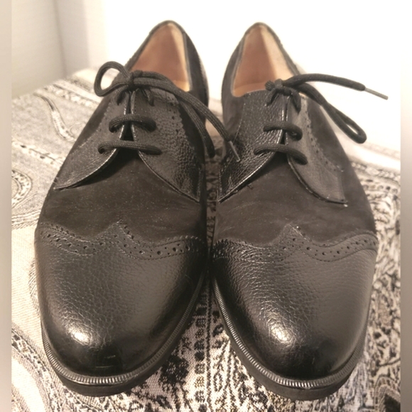 Salvatore Ferragamo Black Women's Lace-up Brogue Oxfords Size 8.5B - Picture 15 of 15